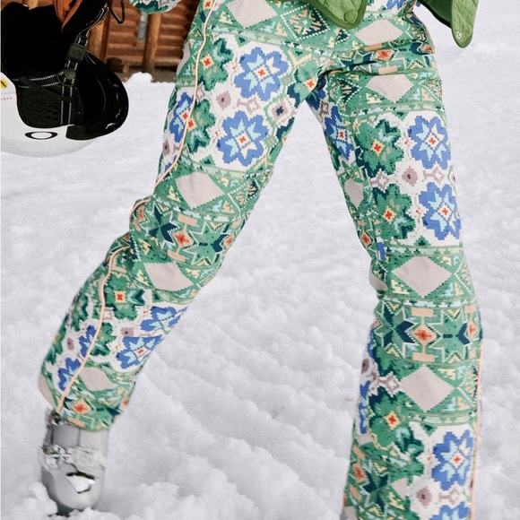 FP Movement by Free People Pants - Free People Movement Ski Pants Medium Snow Waterproof Green Bunny Slope New NWT